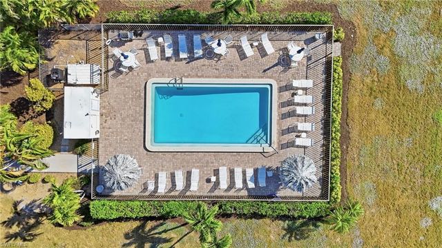 1724 Pine Valley DR # 213, Fort Myers, FL 33907