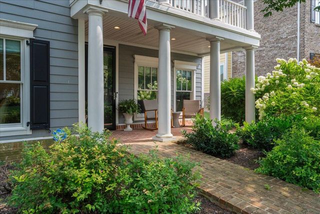 1988 General Warfield Way, Lexington, KY 40505
