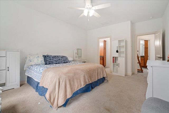 1988 General Warfield Way, Lexington, KY 40505
