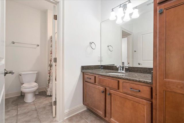 1988 General Warfield Way, Lexington, KY 40505