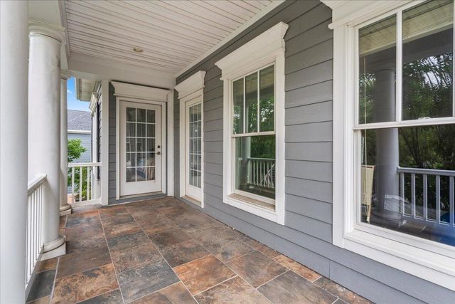 1988 General Warfield Way, Lexington, KY 40505