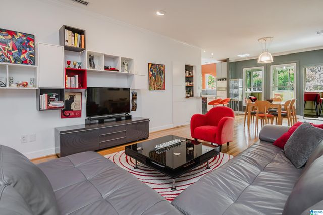 1026 28th Pl S Apt 1, Birmingham, AL 35205