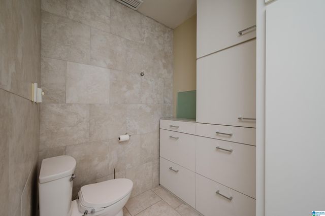 1026 28th Pl S Apt 1, Birmingham, AL 35205