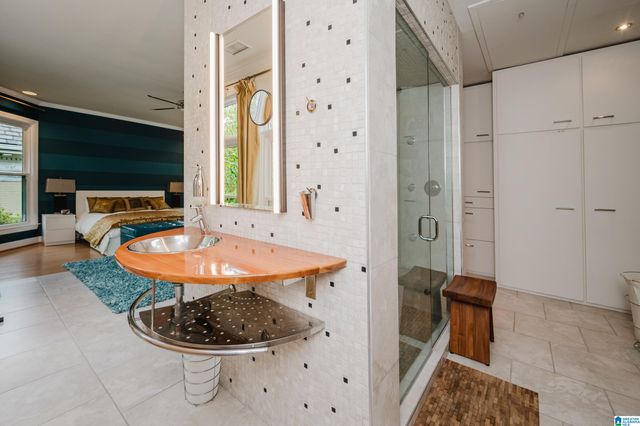 1026 28th Pl S Apt 1, Birmingham, AL 35205