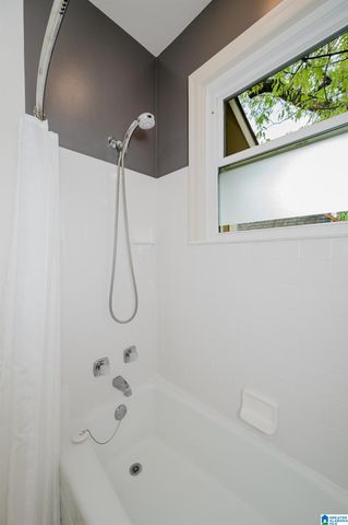 1026 28th Pl S Apt 1, Birmingham, AL 35205