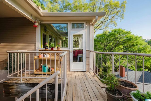 1026 28th Pl S Apt 1, Birmingham, AL 35205