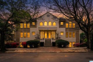 1026 28th Pl S Apt 1, Birmingham, AL 35205