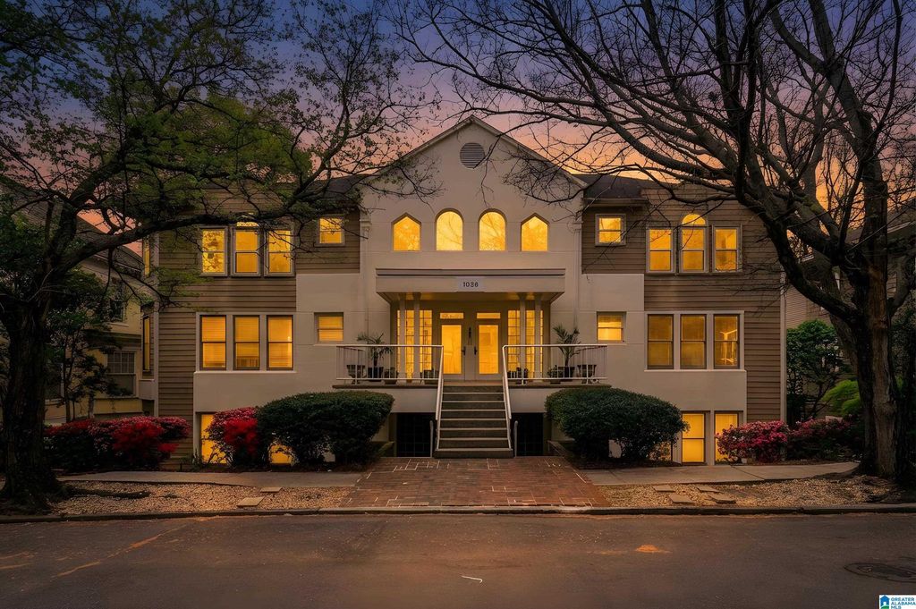1026 28th Pl S Apt 1, Birmingham, AL 35205