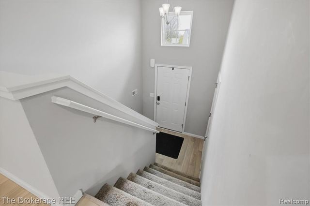 223 Creek Pointe Circle, Durand, MI 48429