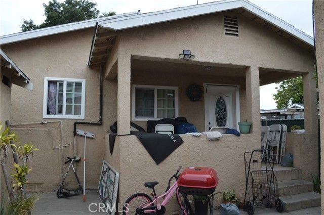 938 S Eastman, Los Angeles, CA 90023