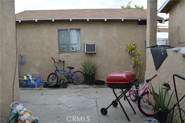 938 S Eastman, Los Angeles, CA 90023