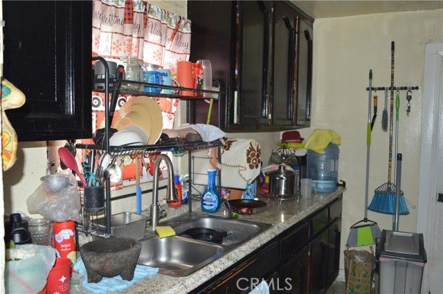 938 S Eastman, Los Angeles, CA 90023