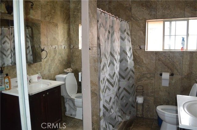 938 S Eastman, Los Angeles, CA 90023