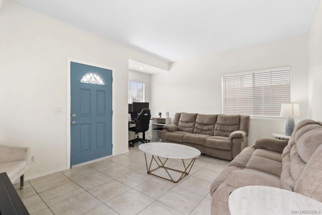 3746 Harding Ave, San Diego, CA 92113