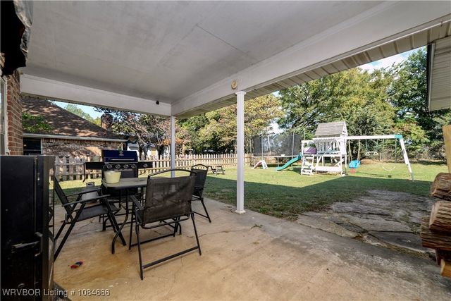 505 Juniper Lane, Muldrow, OK 74948