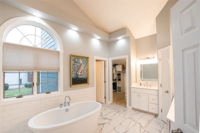 3501 Southern Woods Drive, Des Moines, IA 50321