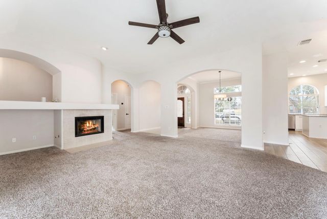 1302 Pine Trail, Tomball, TX 77375