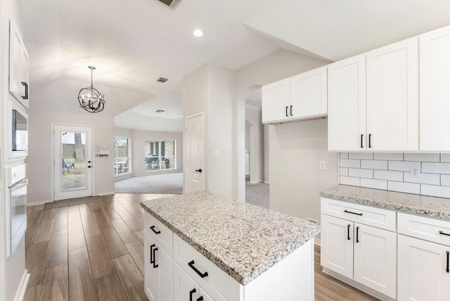 1302 Pine Trail, Tomball, TX 77375