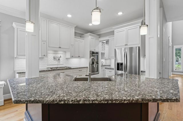1740 Nina Lee Lane, Houston, TX 77018