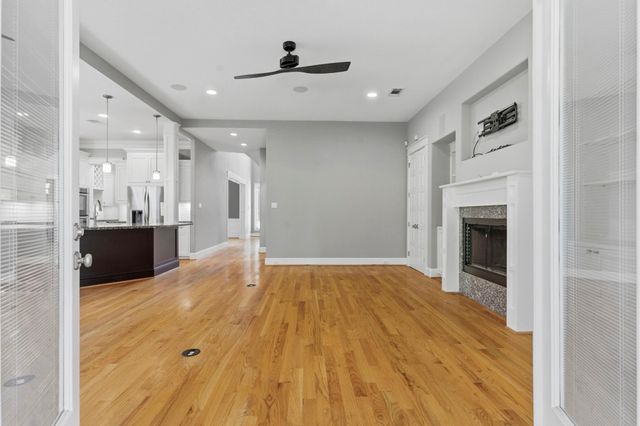 1740 Nina Lee Lane, Houston, TX 77018