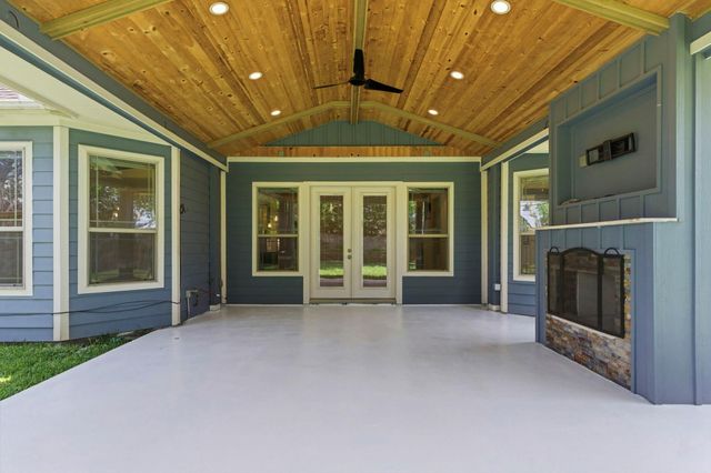 1740 Nina Lee Lane, Houston, TX 77018
