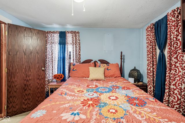 3915 E 12th Street, Indianapolis, IN 46201
