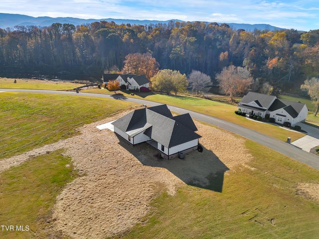 296 Belle Arden Drive, Greeneville, TN 37745