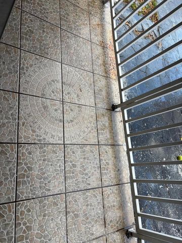 2710 W 76th St 101, Hialeah, FL 33016