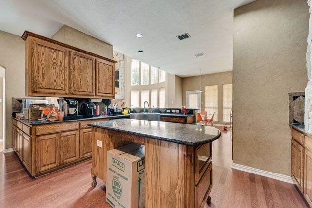663 Links View Court, Grand Prairie, TX 75052