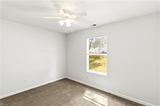 7437 Camp Okee DR, Gloucester, VA 23061