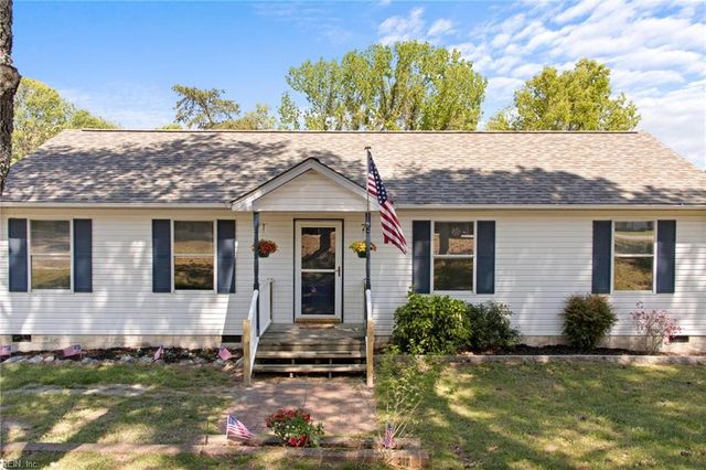 7437 Camp Okee DR, Gloucester, VA 23061