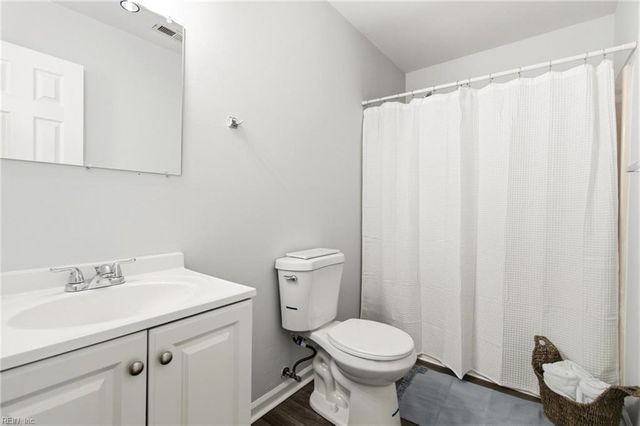7437 Camp Okee DR, Gloucester, VA 23061