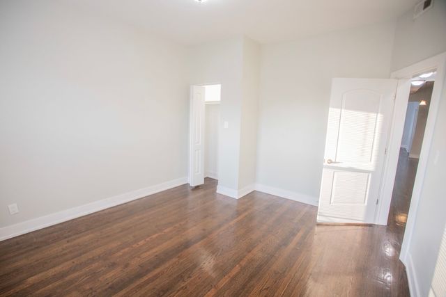 6434 S Eberhart Avenue 2, Chicago, IL 60637