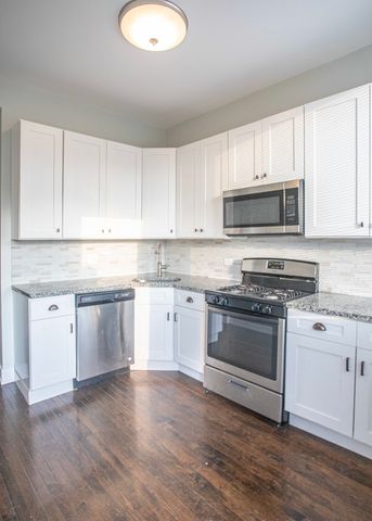 6434 S Eberhart Avenue 2, Chicago, IL 60637