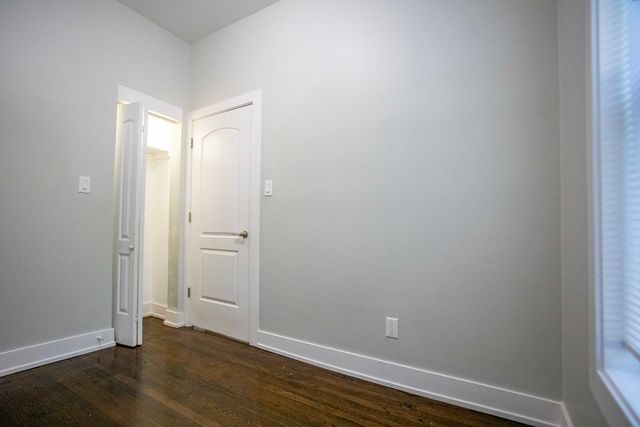 6434 S Eberhart Avenue 2, Chicago, IL 60637