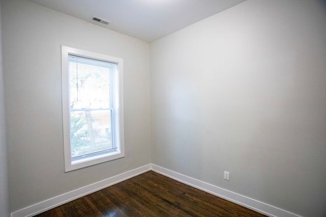 6434 S Eberhart Avenue 2, Chicago, IL 60637
