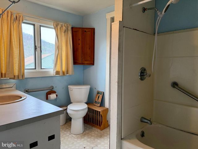 110 LUCAS RD, Bellefonte, PA 16823