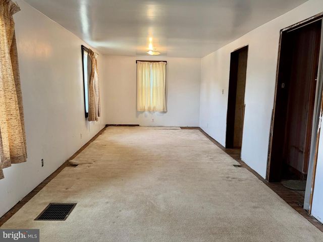 110 LUCAS RD, Bellefonte, PA 16823