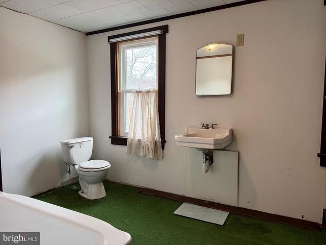 110 LUCAS RD, Bellefonte, PA 16823