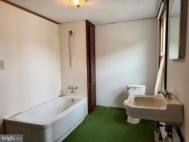 110 LUCAS RD, Bellefonte, PA 16823