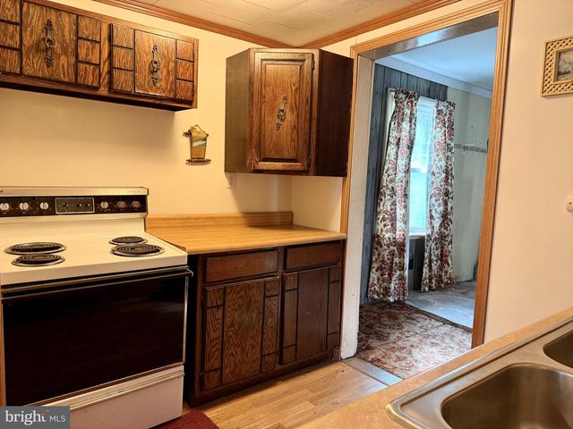 110 LUCAS RD, Bellefonte, PA 16823