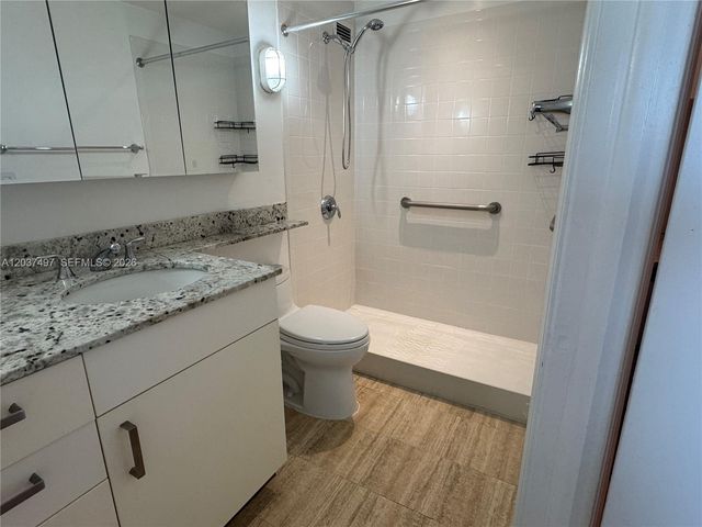 700 Biltmore Way 916, Coral Gables, FL 33134