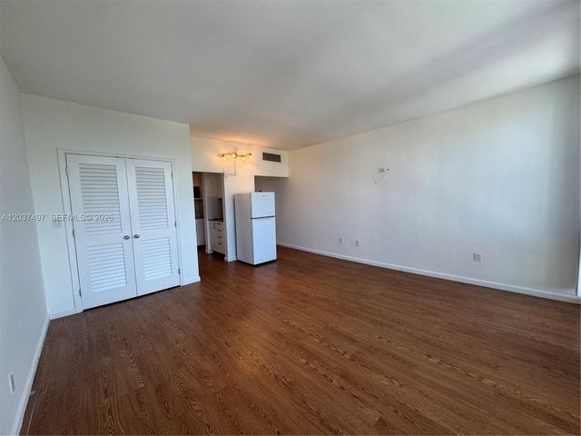 700 Biltmore Way 916, Coral Gables, FL 33134