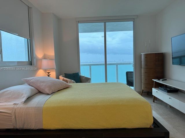 1800 N Bayshore Drive 1609, Miami, FL 33132