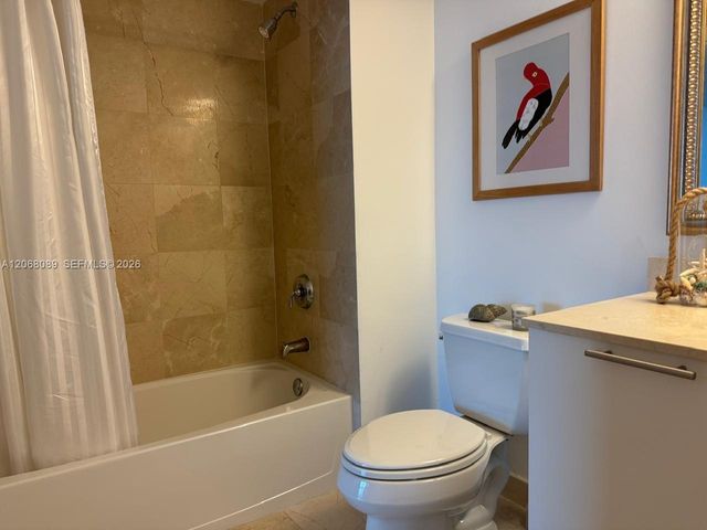 1800 N Bayshore Drive 1609, Miami, FL 33132