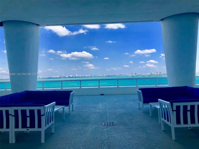 1800 N Bayshore Drive 1609, Miami, FL 33132