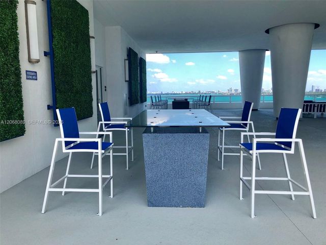 1800 N Bayshore Drive 1609, Miami, FL 33132