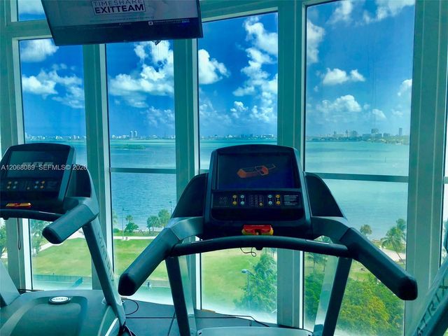 1800 N Bayshore Drive 1609, Miami, FL 33132