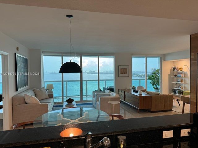 1800 N Bayshore Drive 1609, Miami, FL 33132