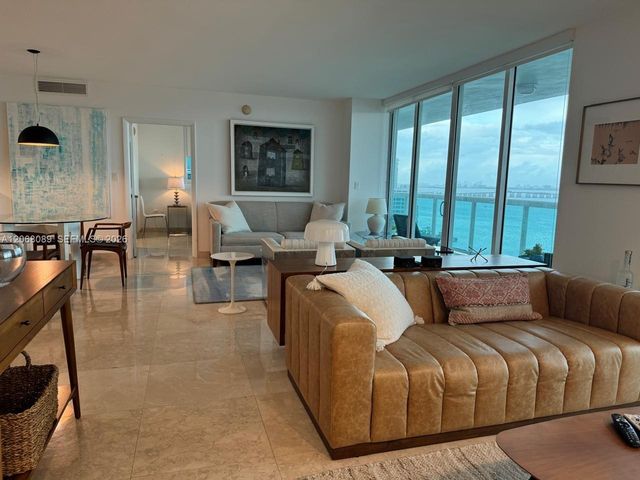1800 N Bayshore Drive 1609, Miami, FL 33132